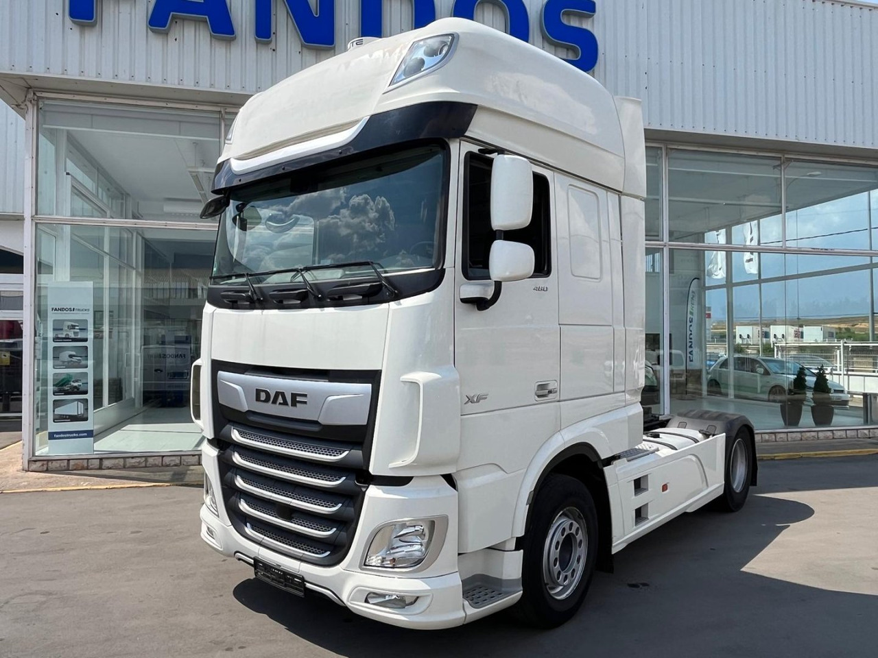 Cabeza Tractora DAF 480 AUTOMATICA CON INTARDER - Tractor unit: picture 1 Cabeza Tractora DAF 480 AUTOMATICA CON INTARDER - Tractor unit: picture 1