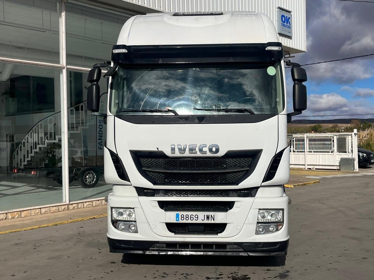 Cabeza Tractora IVECO 460 AUTOMATICO INTARDER - Tractor unit: picture 2 Cabeza Tractora IVECO 460 AUTOMATICO INTARDER - Tractor unit: picture 2