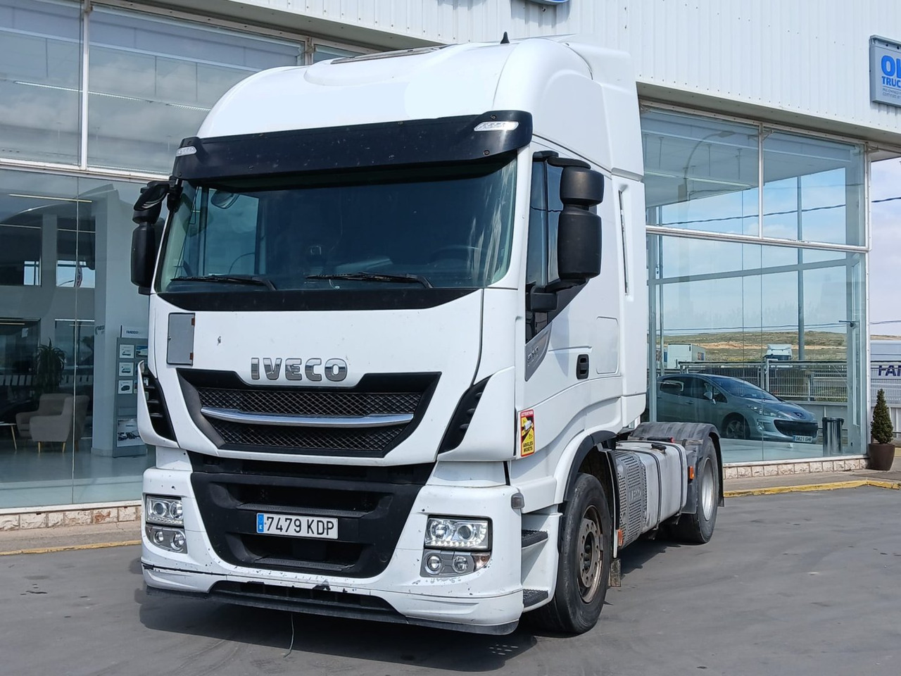 Cabeza Tractora IVECO 510 AUTOMATICO CON INTARDER - Tractor unit: picture 1 Cabeza Tractora IVECO 510 AUTOMATICO CON INTARDER - Tractor unit: picture 1