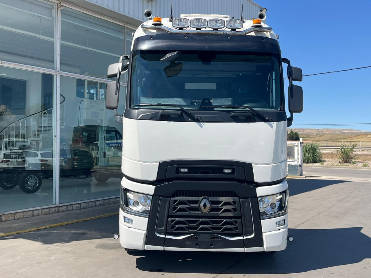 Cabeza Tractora Renault T520 AUTOMATICA INTARDER FULL - Tractor unit: picture 2 Cabeza Tractora Renault T520 AUTOMATICA INTARDER FULL - Tractor unit: picture 2