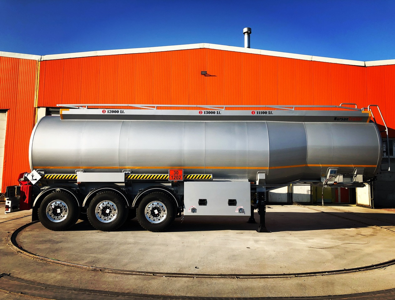 NURSAN Aluminium Tanker - Tank semi-trailer: picture 5 NURSAN Aluminium Tanker - Tank semi-trailer: picture 5