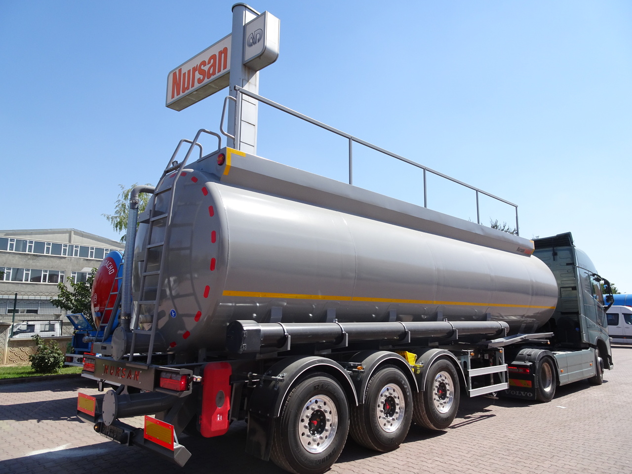 NURSAN Slurry Tanker - Tank semi-trailer: picture 3 NURSAN Slurry Tanker - Tank semi-trailer: picture 3