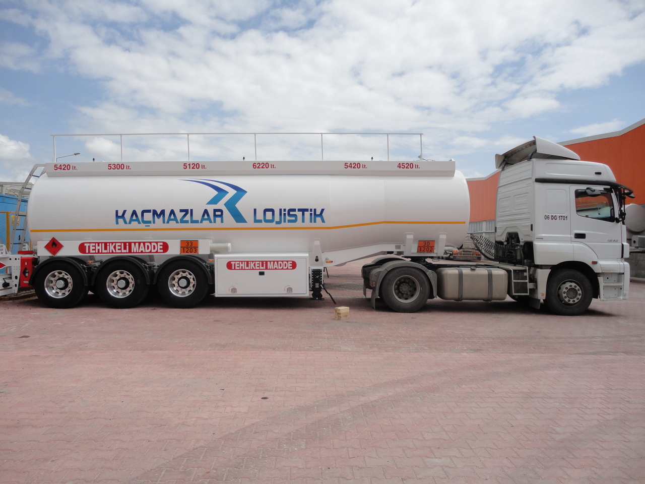 NURSAN Steel Tanker - Tank semi-trailer: picture 2 NURSAN Steel Tanker - Tank semi-trailer: picture 2
