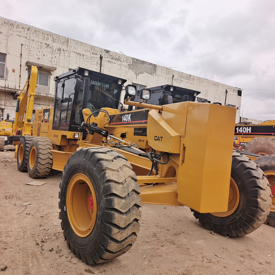 Grader CAT 140K: picture 1