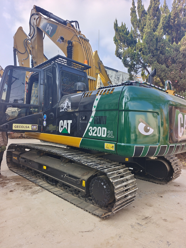CAT 320D2 L Customizable Personalizable - Crawler excavator: picture 1 CAT 320D2 L Customizable Personalizable - Crawler excavator: picture 1