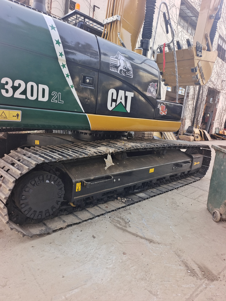 CAT 320D2 L Customizable Personalizable - Crawler excavator: picture 3 CAT 320D2 L Customizable Personalizable - Crawler excavator: picture 3