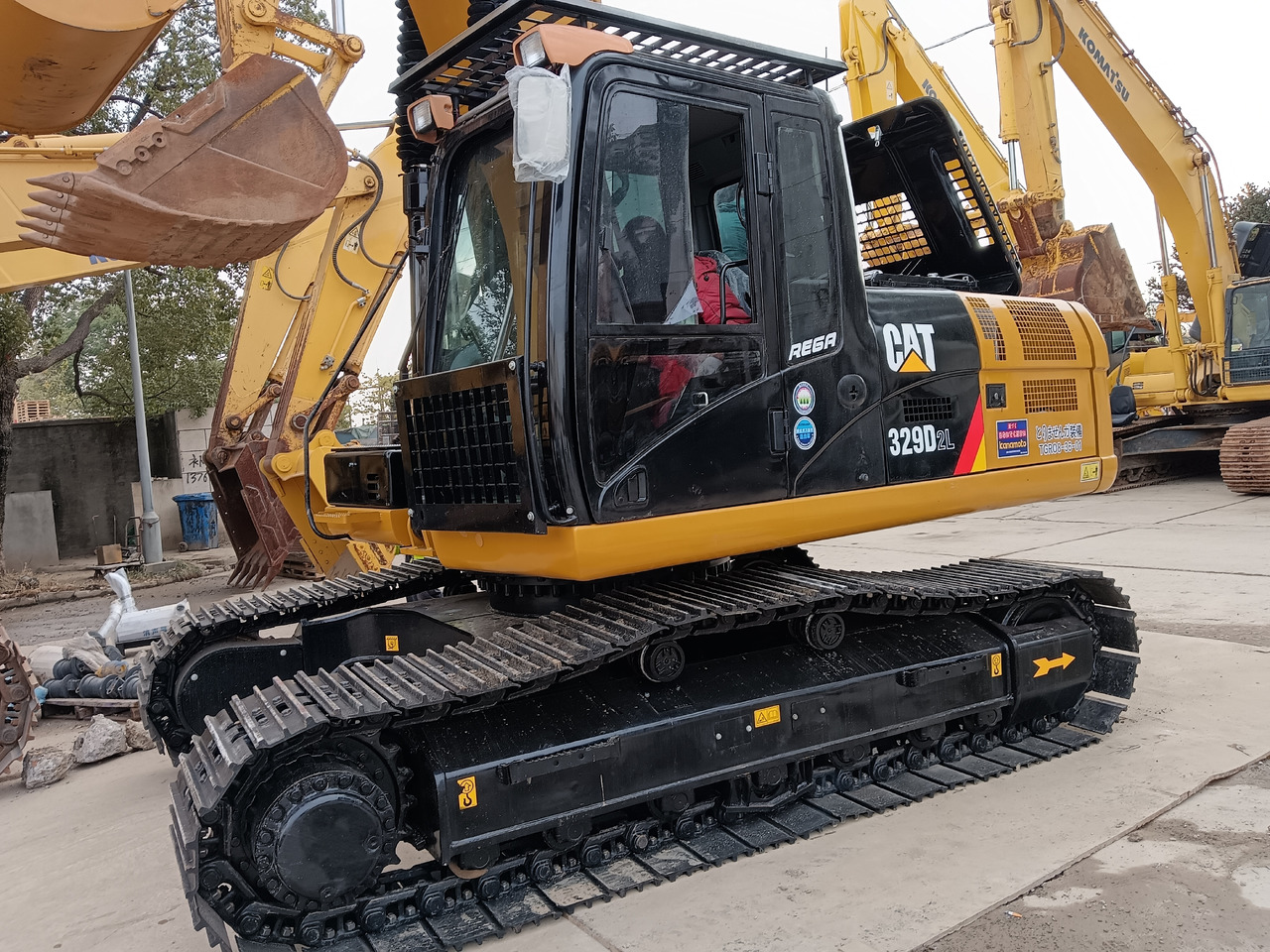 CAT 329D2L - Crawler excavator: picture 2 CAT 329D2L - Crawler excavator: picture 2