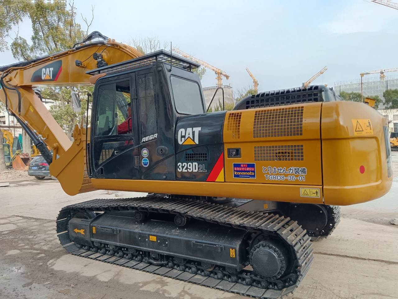 CAT 329D2L - Crawler excavator: picture 1 CAT 329D2L - Crawler excavator: picture 1