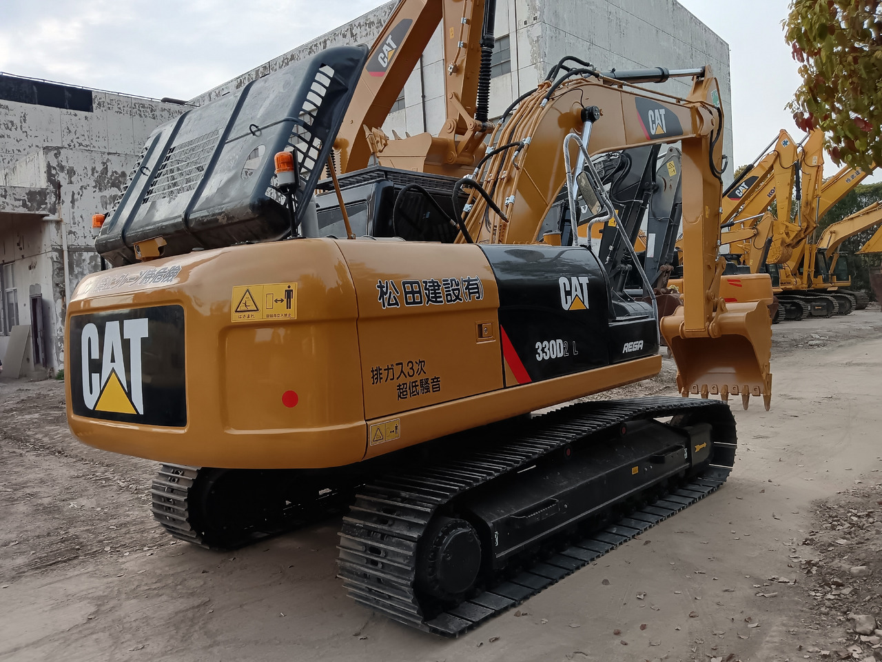 CAT 330D2L - Crawler excavator: picture 2 CAT 330D2L - Crawler excavator: picture 2
