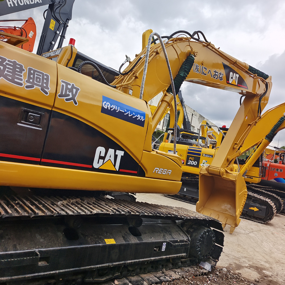 CATERPILLAR 320 CL CAT 320CL 320D2L - Crawler excavator: picture 1 CATERPILLAR 320 CL CAT 320CL 320D2L - Crawler excavator: picture 1