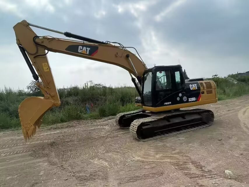CATERPILLAR 320D2 CAT 320 D2 L - Crawler excavator: picture 4 CATERPILLAR 320D2 CAT 320 D2 L - Crawler excavator: picture 4