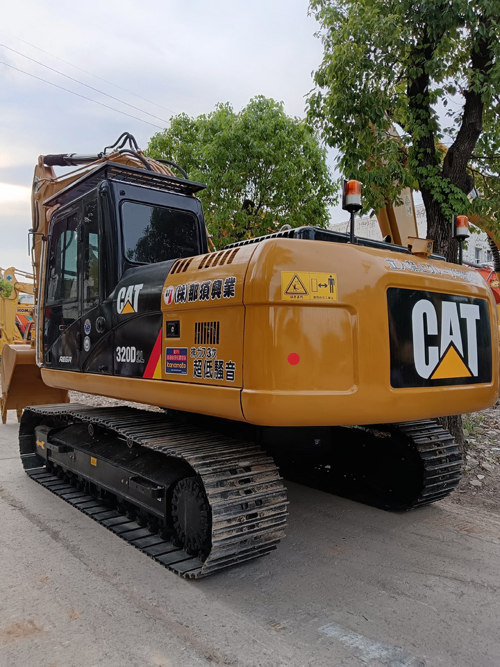 CATERPILLAR 320d2 l CAT 320D 2 L - Crawler excavator: picture 2 CATERPILLAR 320d2 l CAT 320D 2 L - Crawler excavator: picture 2