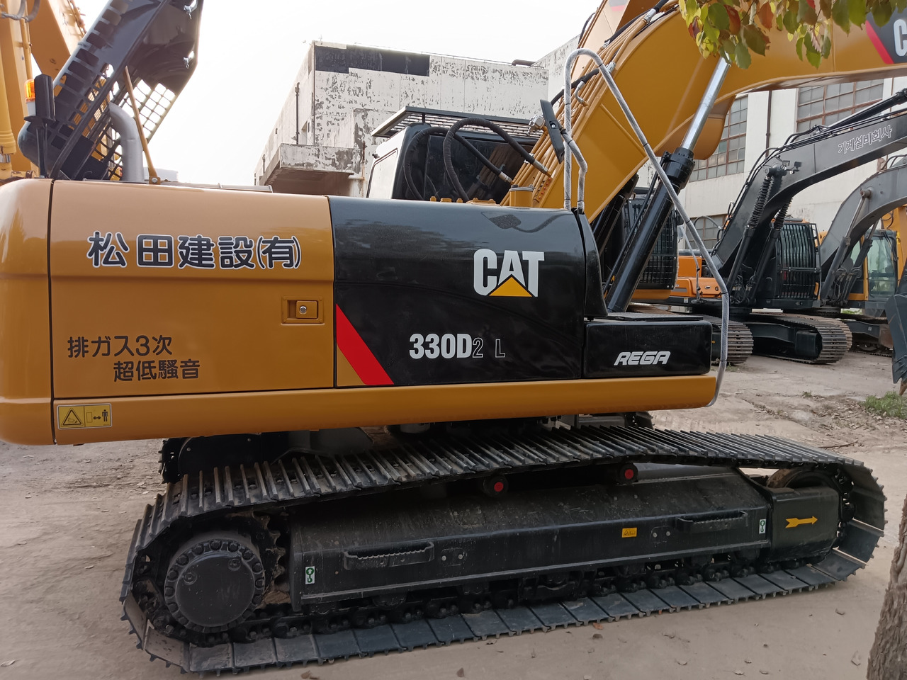 CATERPILLAR 330D 2 L CAT 330D2 L 336D 330GC - Crawler excavator: picture 3 CATERPILLAR 330D 2 L CAT 330D2 L 336D 330GC - Crawler excavator: picture 3