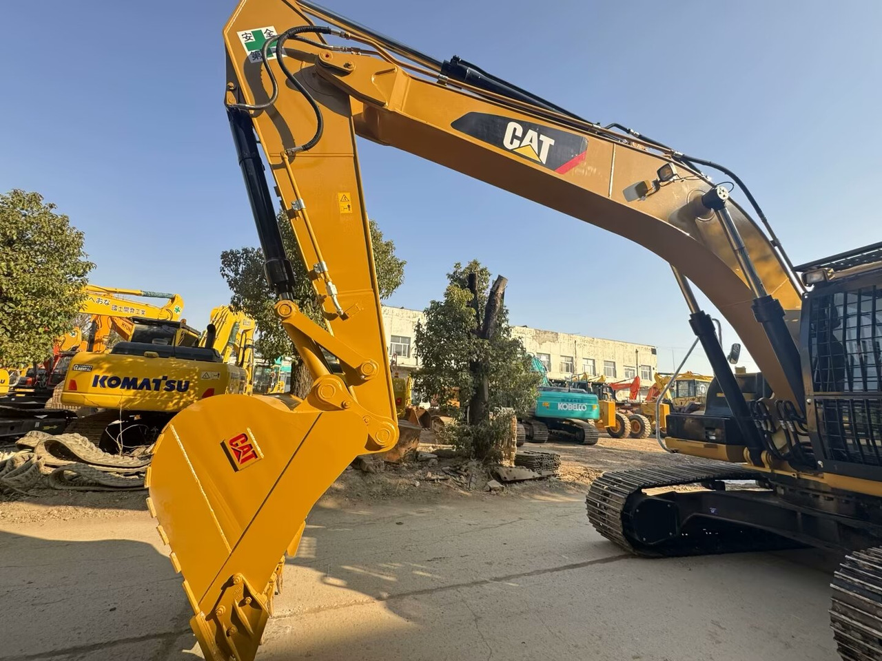 CATERPILLAR 330D2L CAT 330D 330GC - Crawler excavator: picture 2 CATERPILLAR 330D2L CAT 330D 330GC - Crawler excavator: picture 2