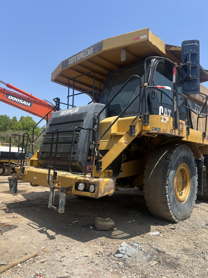 CATERPILLAR 773F CAT MINING TRUCK OFF-ROAD DUMP TRUCK - Rigid dumper/ Rock truck: picture 3 CATERPILLAR 773F CAT MINING TRUCK OFF-ROAD DUMP TRUCK - Rigid dumper/ Rock truck: picture 3