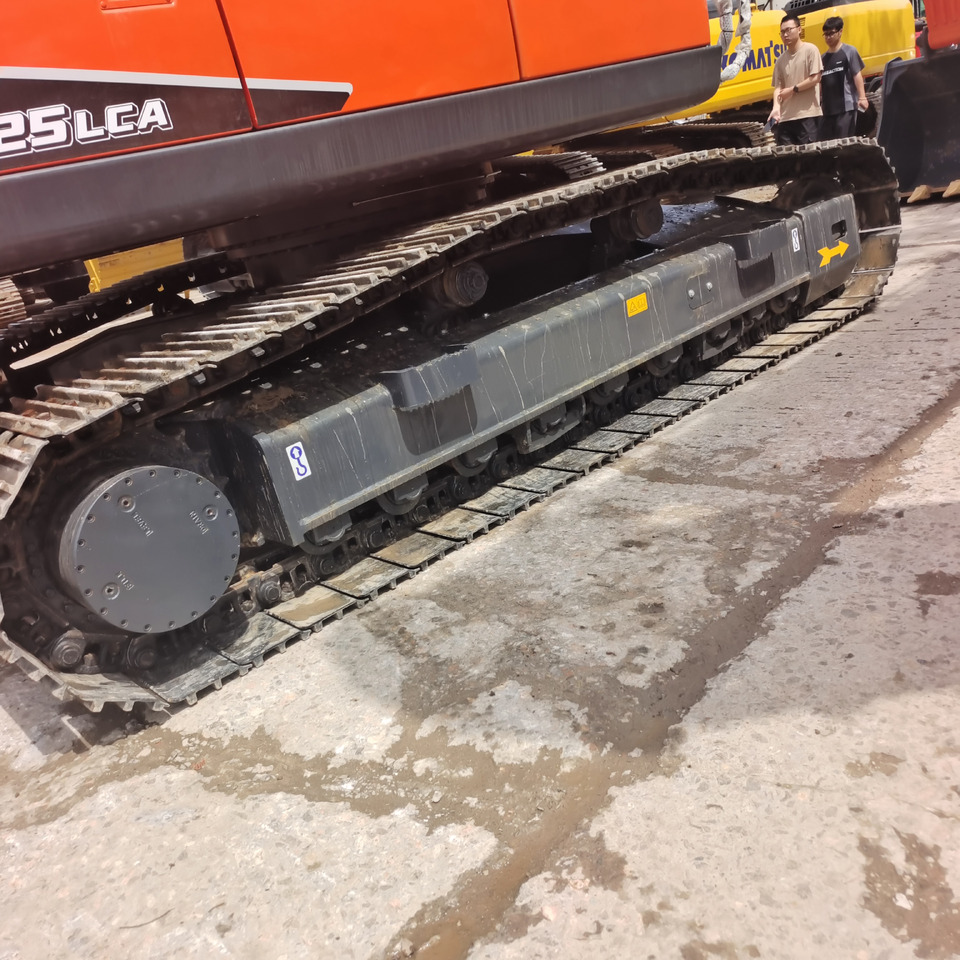 DOOSAN DX225LCA DX225LC-9C DX300 DX340 - Crawler excavator: picture 3 DOOSAN DX225LCA DX225LC-9C DX300 DX340 - Crawler excavator: picture 3