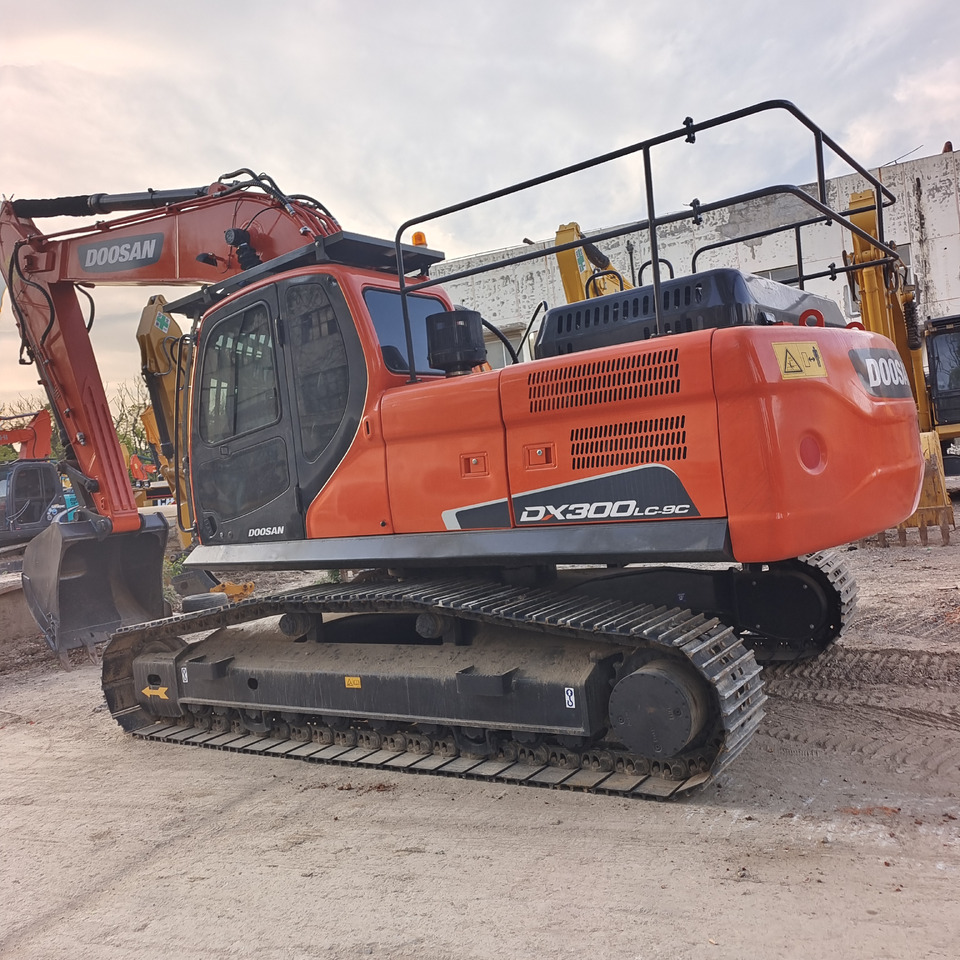 DOOSAN DX300LC-9C DX300 LCA DX340 DX225 - Crawler excavator: picture 5 DOOSAN DX300LC-9C DX300 LCA DX340 DX225 - Crawler excavator: picture 5