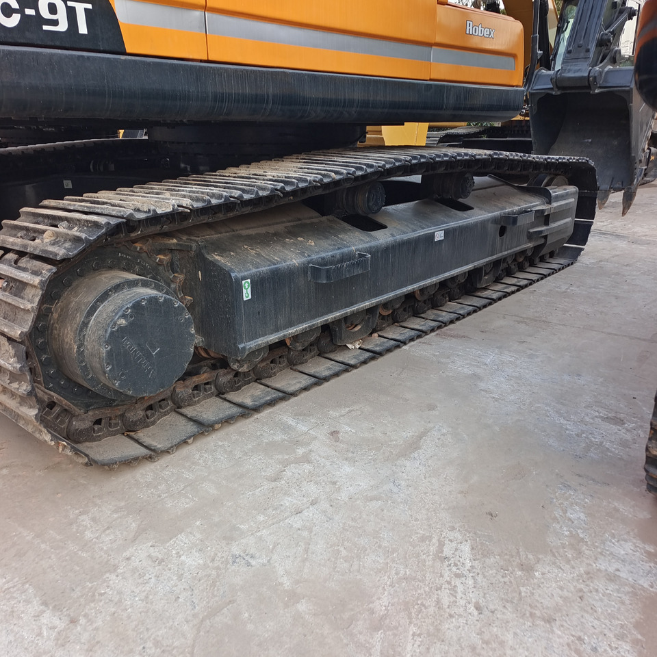 HYUNDAI 305LC-9T - Crawler excavator: picture 3 HYUNDAI 305LC-9T - Crawler excavator: picture 3