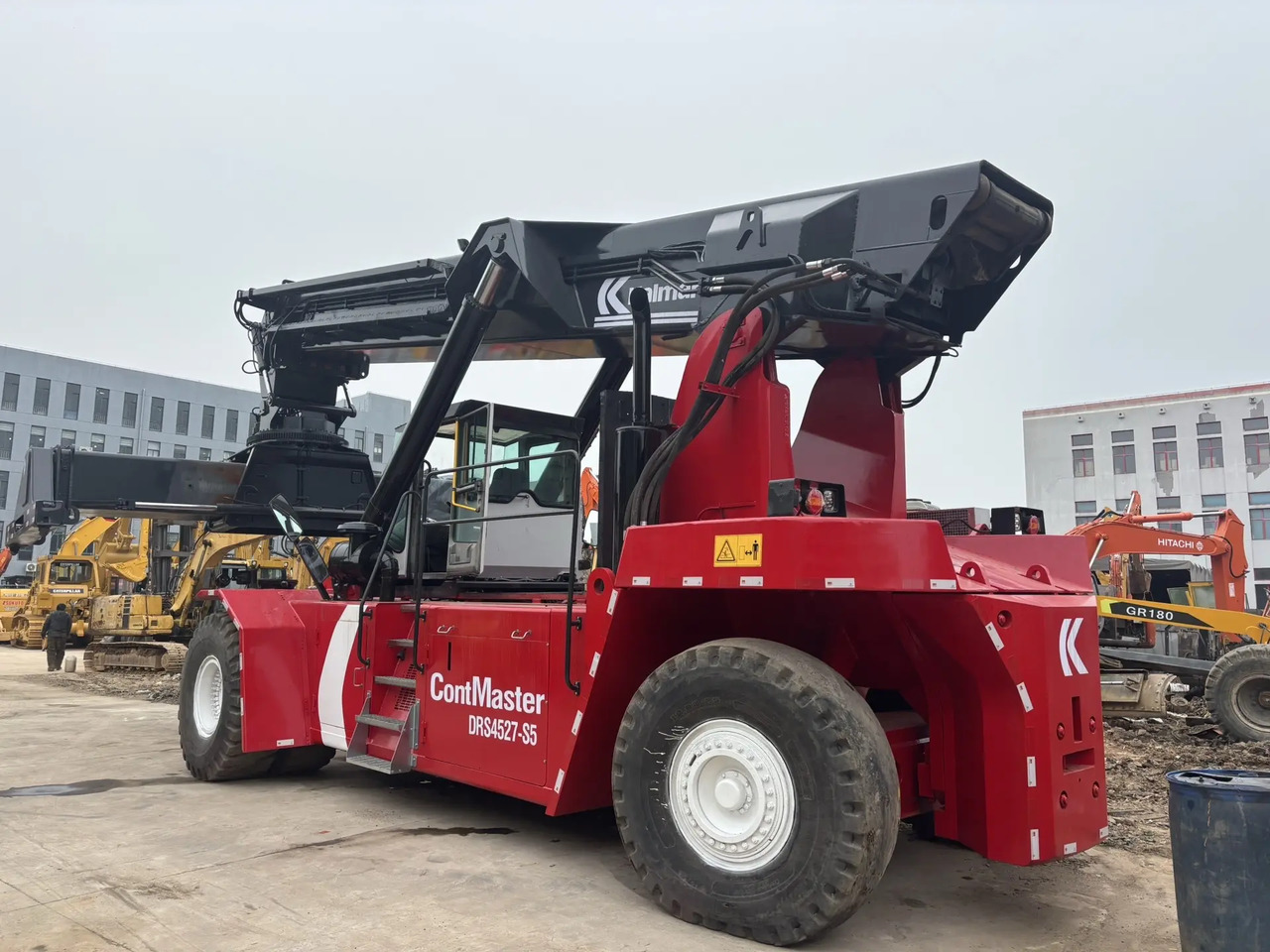 KALMAR DRS4527-S5 DRF450 DRD450 DRT450 - Container handler: picture 1 KALMAR DRS4527-S5 DRF450 DRD450 DRT450 - Container handler: picture 1