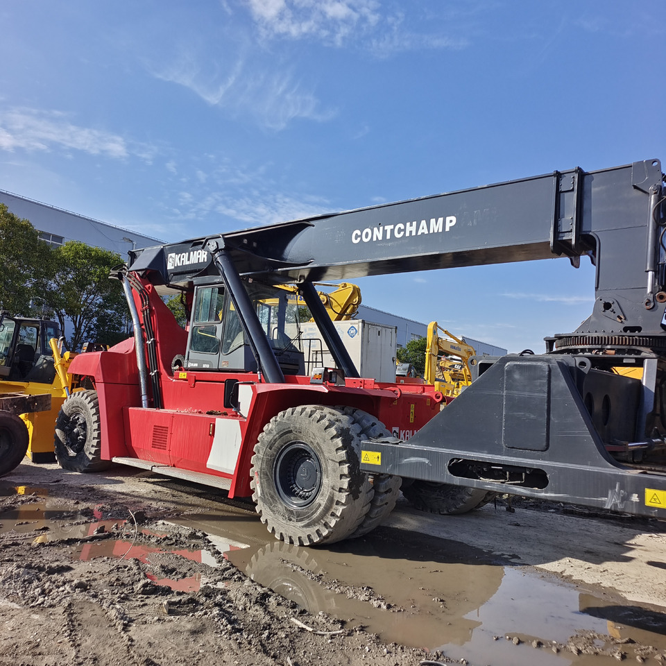 KALMAR DRT450 - Reach stacker: picture 2 KALMAR DRT450 - Reach stacker: picture 2