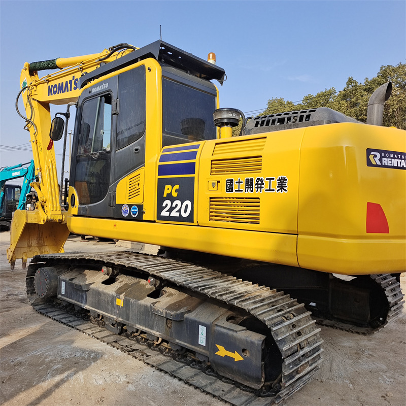 KOMATSU PC200-8 - Crawler excavator: picture 1 KOMATSU PC200-8 - Crawler excavator: picture 1
