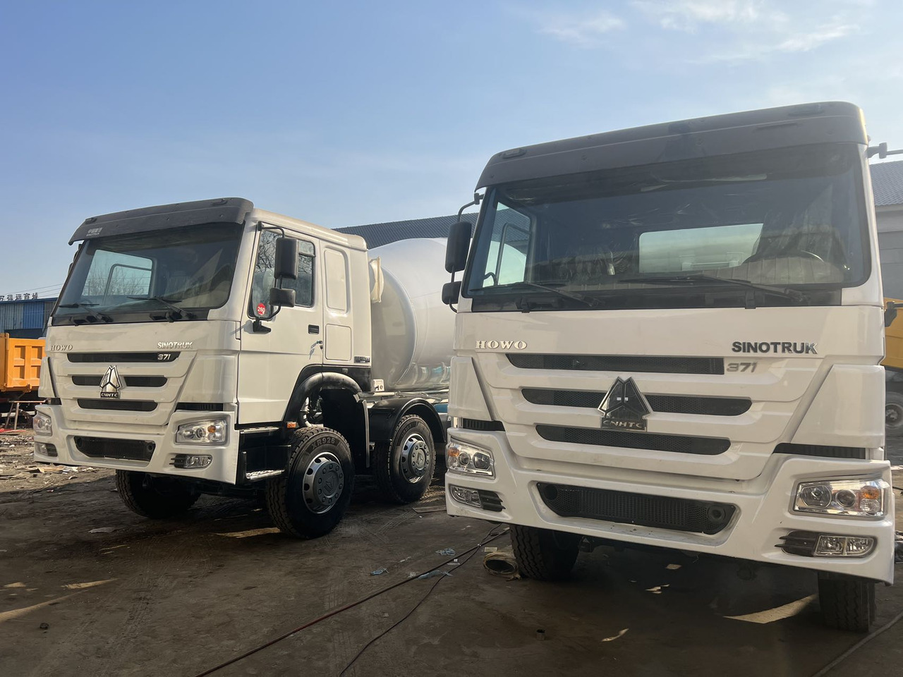 SINOTRUK HOWO 371 8X4 16 Cubic Meter SINOTRUK Howo Concrete Mixer Truck - Concrete mixer truck: picture 3 SINOTRUK HOWO 371 8X4 16 Cubic Meter SINOTRUK Howo Concrete Mixer Truck - Concrete mixer truck: picture 3