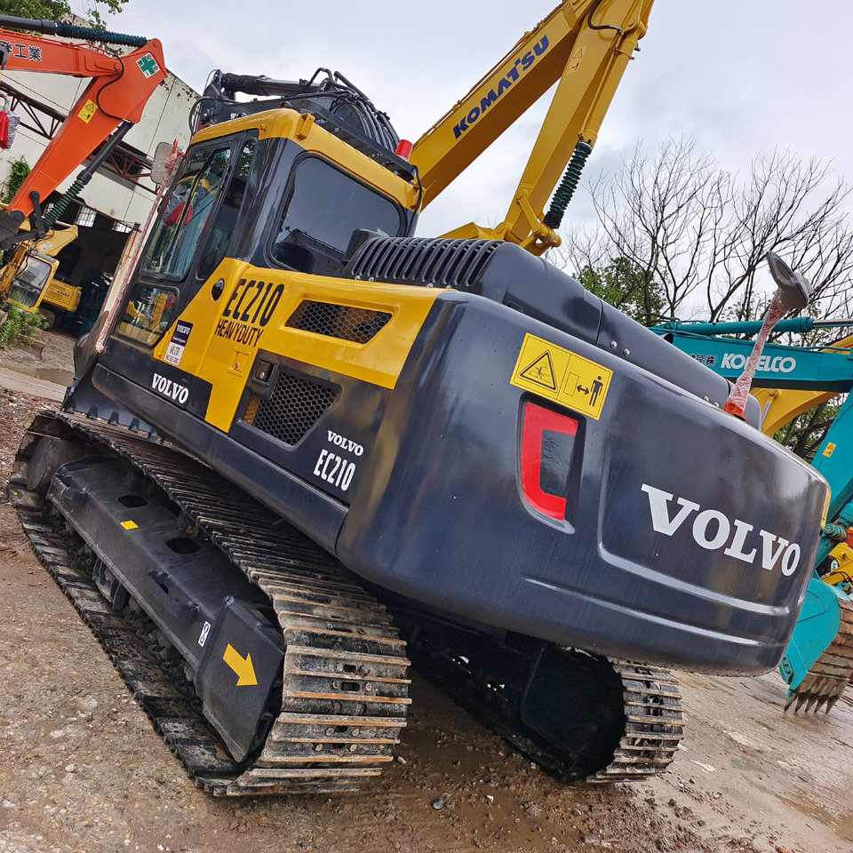 VOLVO EC210 EC210D EC210B - Crawler excavator: picture 2 VOLVO EC210 EC210D EC210B - Crawler excavator: picture 2