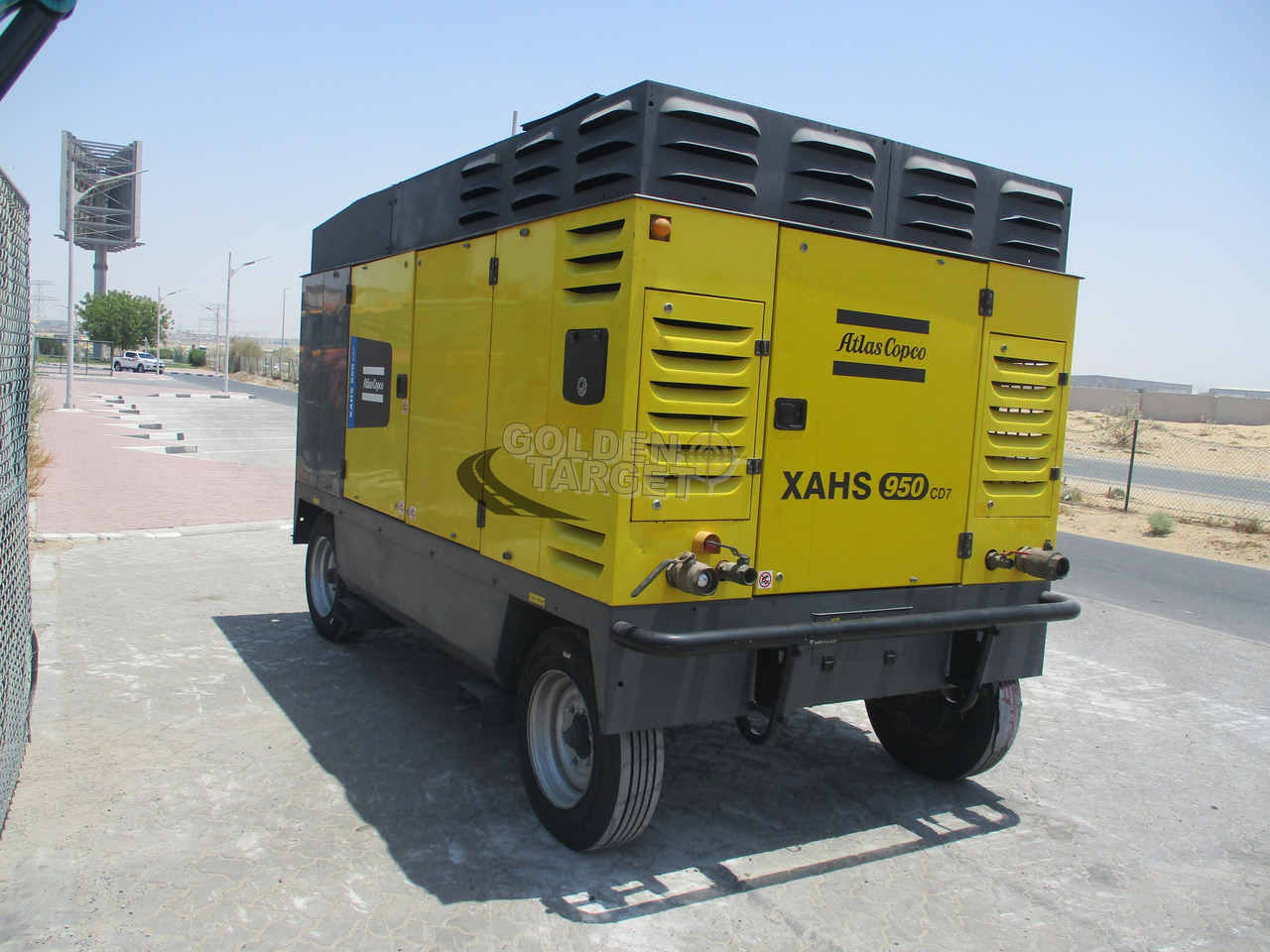 ATLAS COPCO XAHS950CD - Air compressor: picture 4 ATLAS COPCO XAHS950CD - Air compressor: picture 4