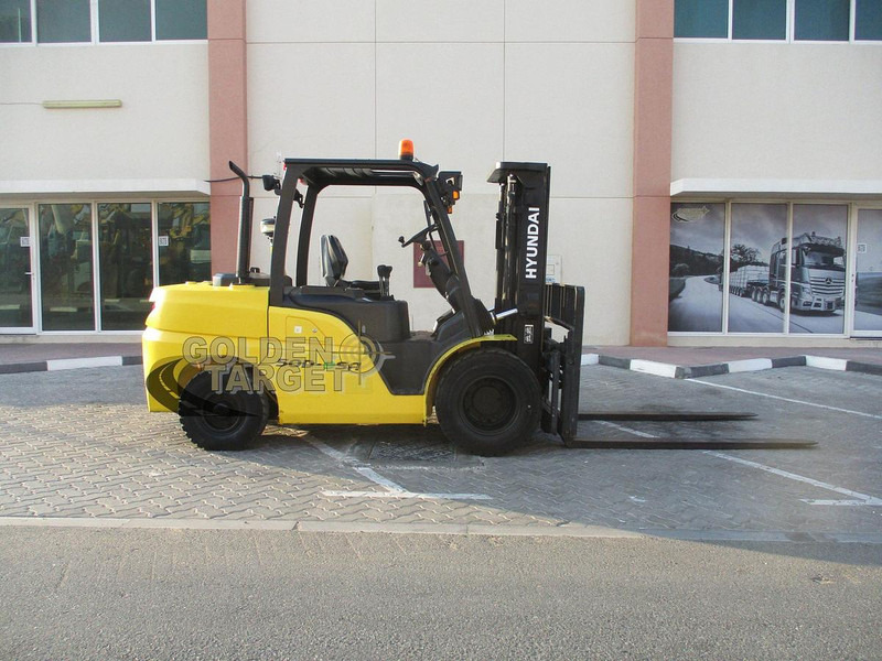 Hyundai 50D-9SA - Construction machinery: picture 5 Hyundai 50D-9SA - Construction machinery: picture 5