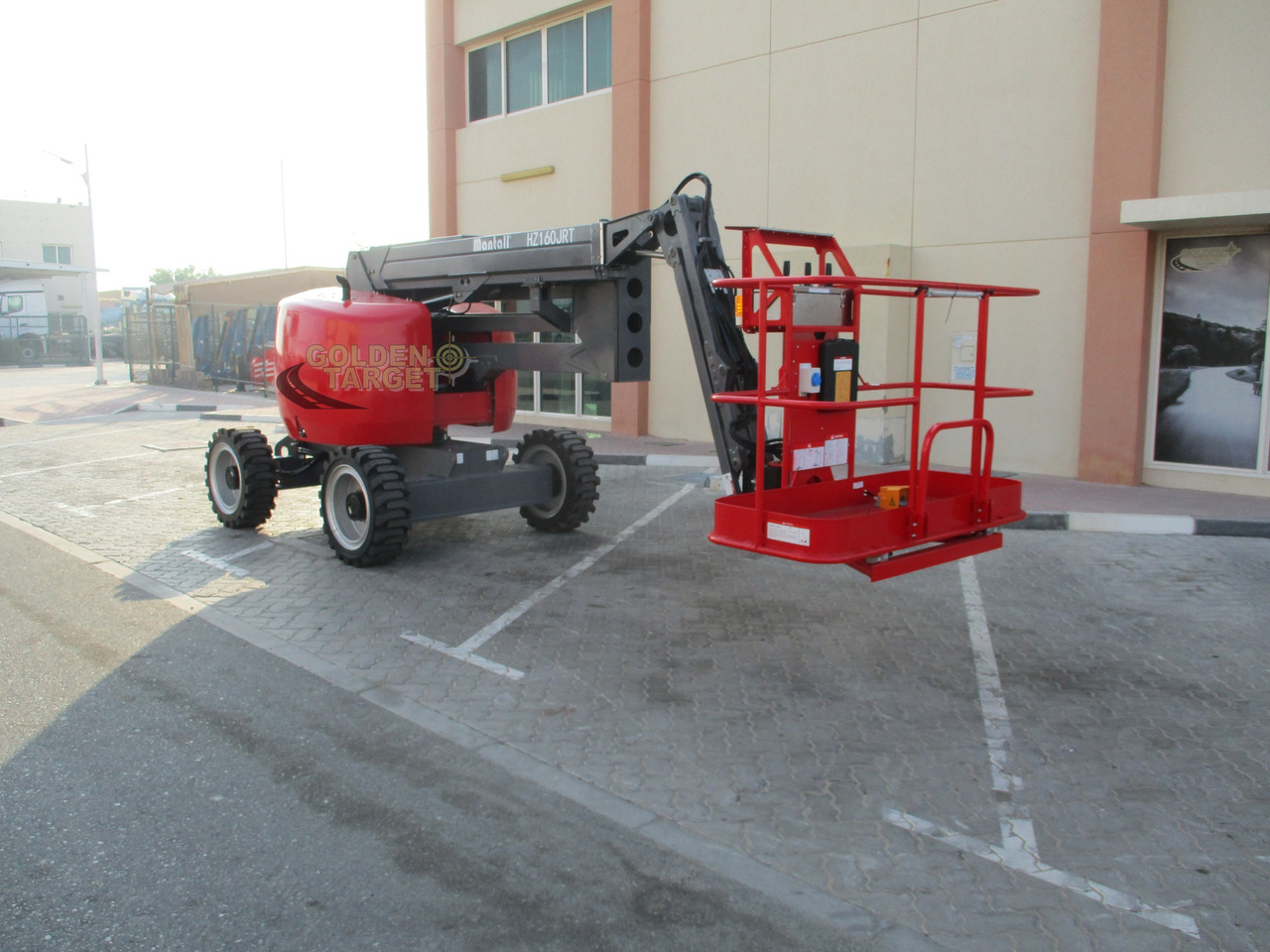 Mantall HZ160JRT Articulated Boom Lift - Articulated boom: picture 1 Mantall HZ160JRT Articulated Boom Lift - Articulated boom: picture 1
