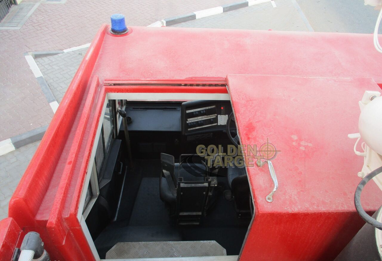 Fire truck Reynold Boughton Barracuda 4x4 Airport Fire Truck: picture 11 Fire truck Reynold Boughton Barracuda 4x4 Airport Fire Truck: picture 11