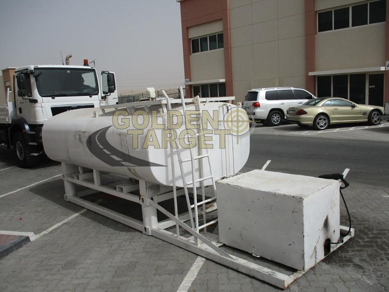 TA - Tank truck: picture 2 TA - Tank truck: picture 2