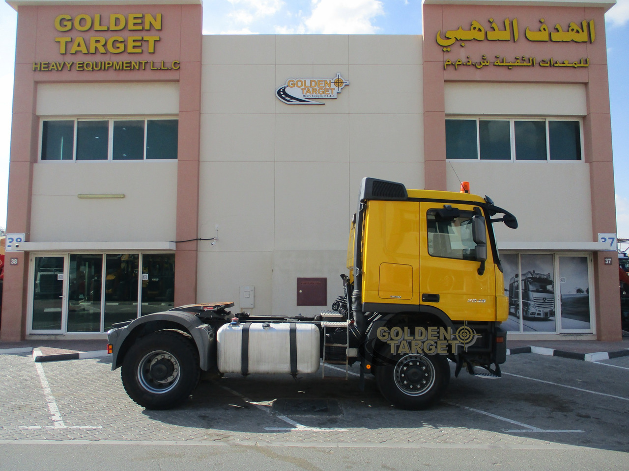 MERCEDES-BENZ Actros 2048 4x4 Head Truck - Tractor unit: picture 5 MERCEDES-BENZ Actros 2048 4x4 Head Truck - Tractor unit: picture 5