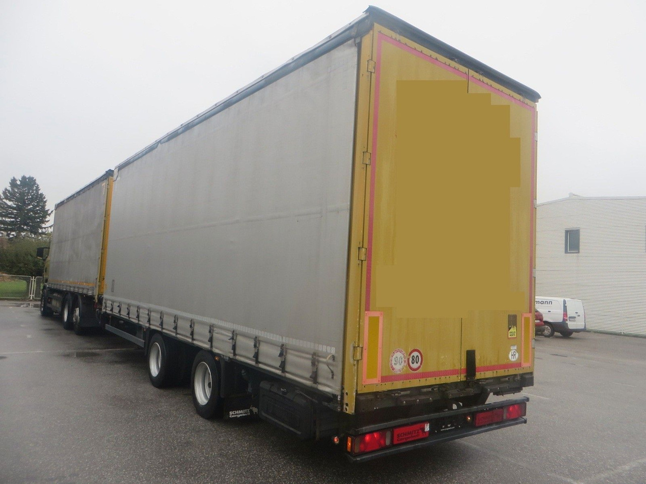 Scania R420 6x2 tandem 115m3 - Curtainsider truck: picture 4 Scania R420 6x2 tandem 115m3 - Curtainsider truck: picture 4