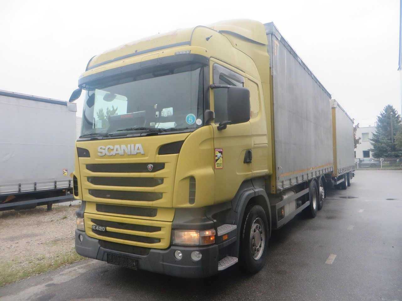 Scania R420 6x2 tandem 115m3 - Curtainsider truck: picture 1 Scania R420 6x2 tandem 115m3 - Curtainsider truck: picture 1