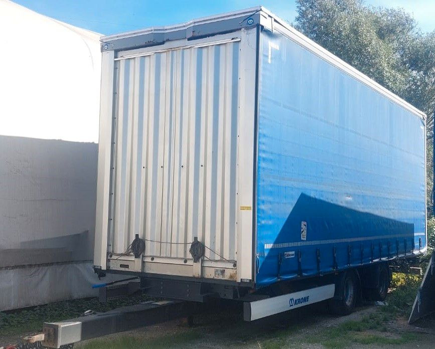 Scania R450 6x2 tandem jumbo - Curtainsider truck: picture 5 Scania R450 6x2 tandem jumbo - Curtainsider truck: picture 5