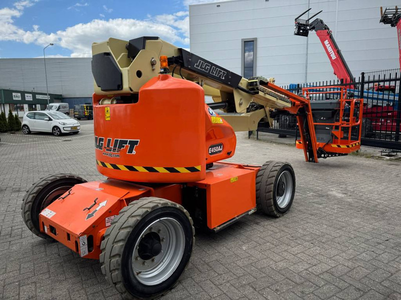JLG E 450 AJ - Articulated boom: picture 3 JLG E 450 AJ - Articulated boom: picture 3