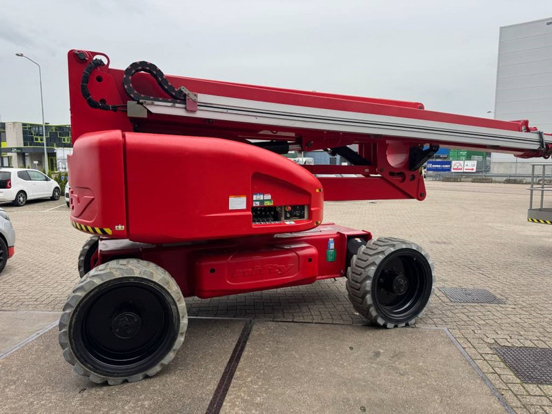 Niftylift HR 28 D E 4x4 - Articulated boom: picture 5 Niftylift HR 28 D E 4x4 - Articulated boom: picture 5