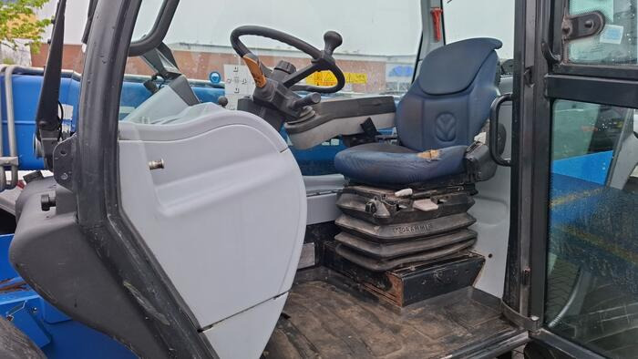 New Holland LM 7.42 - Telescopic handler: picture 5 New Holland LM 7.42 - Telescopic handler: picture 5