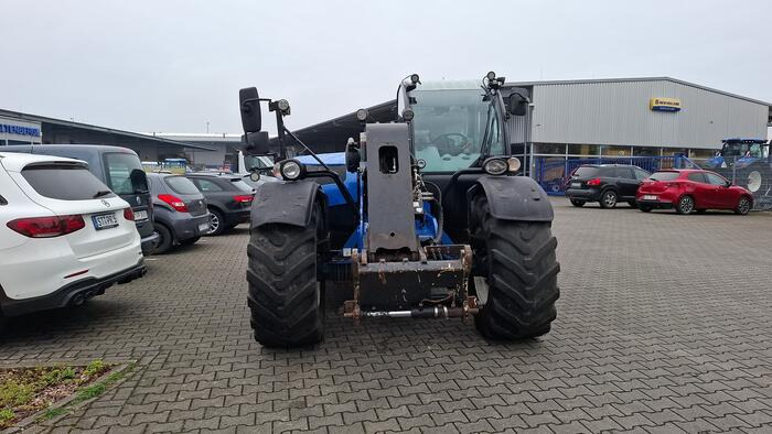 New Holland LM 7.42 - Telescopic handler: picture 1 New Holland LM 7.42 - Telescopic handler: picture 1
