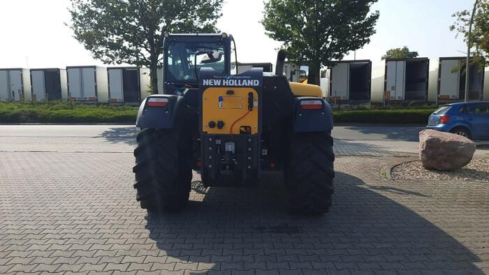 New Holland TH 7.42 Elite Stage V - Telescopic handler: picture 3 New Holland TH 7.42 Elite Stage V - Telescopic handler: picture 3