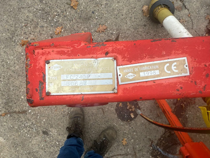 Kuhn FC 240 P Kneuzer maaier - Mower: picture 3 Kuhn FC 240 P Kneuzer maaier - Mower: picture 3