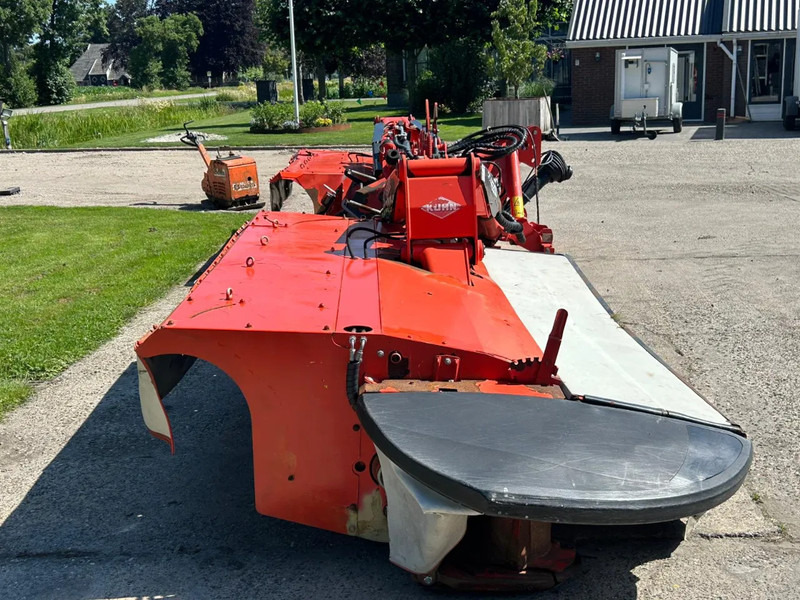 Kuhn FC 9530 D Lift control Kneuzer triple maaier - Mower: picture 3 Kuhn FC 9530 D Lift control Kneuzer triple maaier - Mower: picture 3