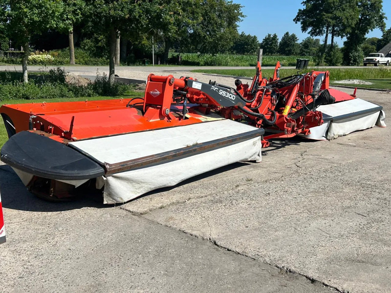 Kuhn FC 9530 D Lift control Kneuzer triple maaier - Mower: picture 1 Kuhn FC 9530 D Lift control Kneuzer triple maaier - Mower: picture 1