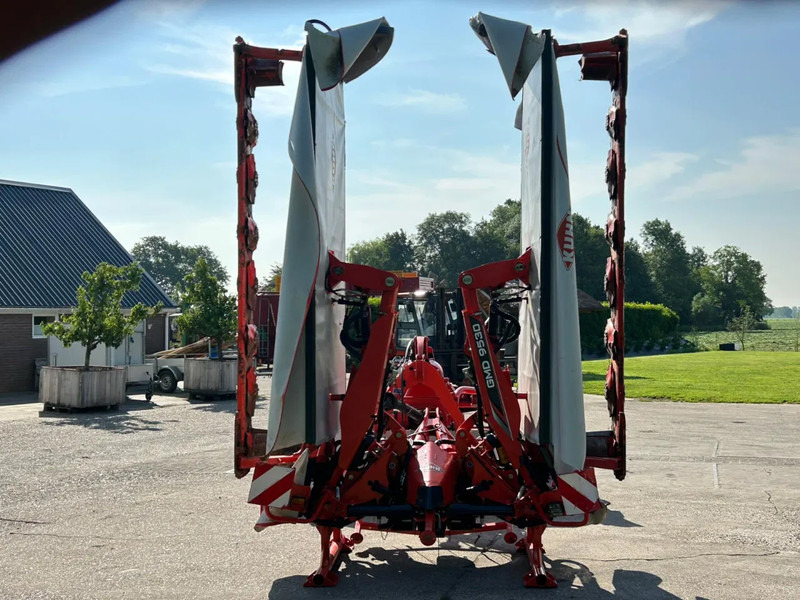 Kuhn GMD 9530 & GMD 3125 F-FF Triple maaier Vlindermaaier Schijvenmaaier - Mower: picture 5 Kuhn GMD 9530 & GMD 3125 F-FF Triple maaier Vlindermaaier Schijvenmaaier - Mower: picture 5