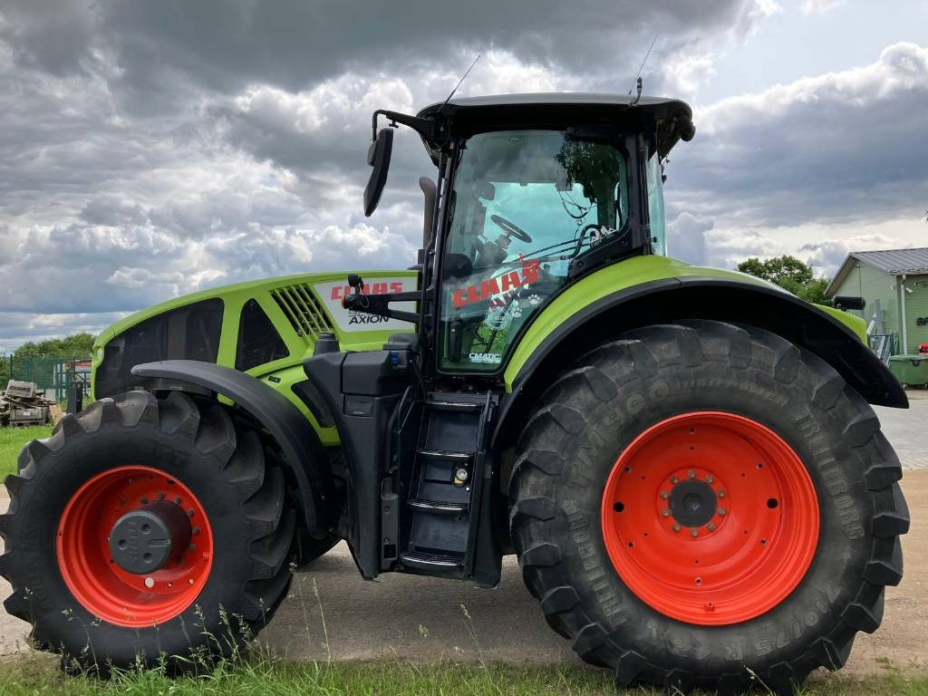 Claas Axion 920 - Farm tractor: picture 4 Claas Axion 920 - Farm tractor: picture 4