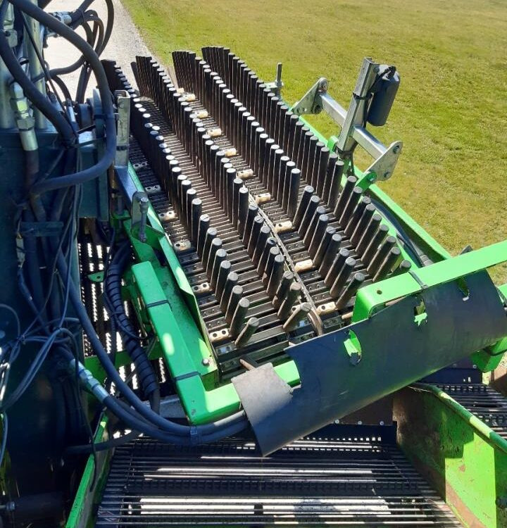 AVR SPIRIT 9200 - Potato harvester: picture 4 AVR SPIRIT 9200 - Potato harvester: picture 4