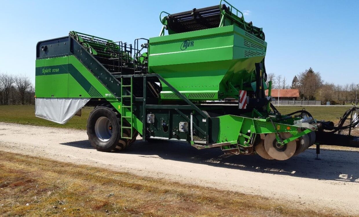 AVR SPIRIT 9200 - Potato harvester: picture 2 AVR SPIRIT 9200 - Potato harvester: picture 2