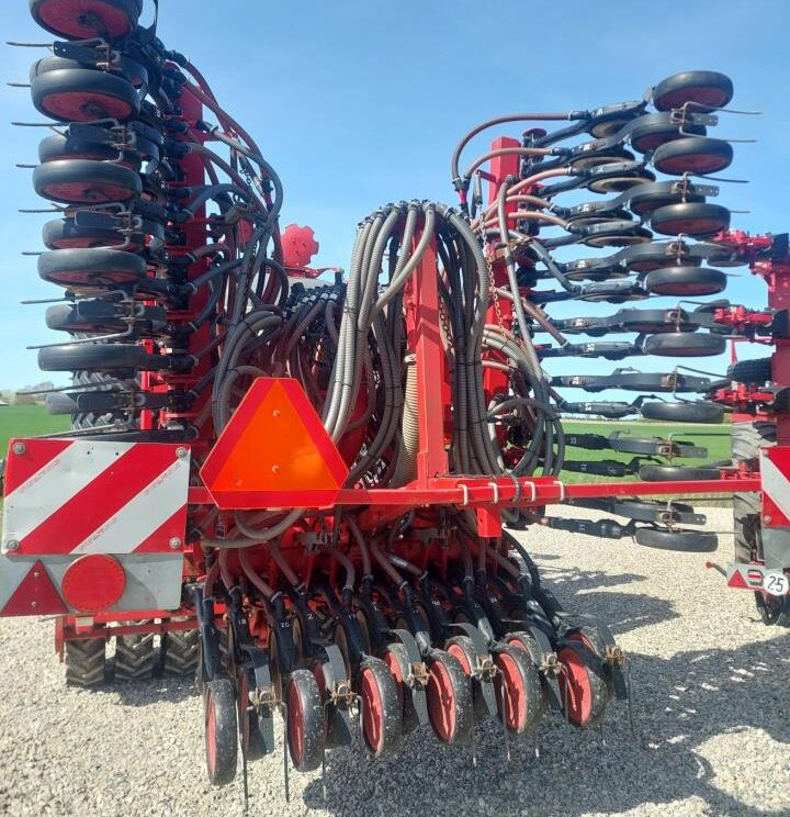 Horsch Focus 6 TD - 3 Punkt - Seed drill: picture 3 Horsch Focus 6 TD - 3 Punkt - Seed drill: picture 3