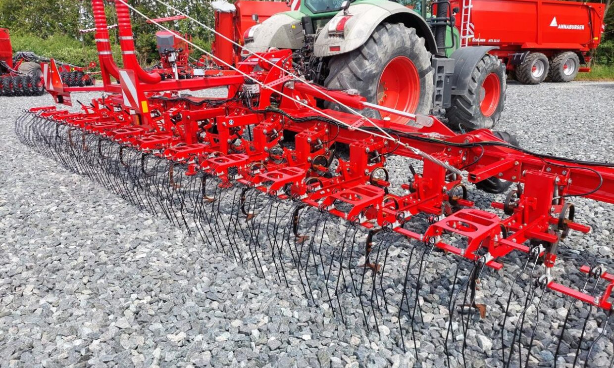 Horsch Transformer 9 VF - Spring tine harrow: picture 4 Horsch Transformer 9 VF - Spring tine harrow: picture 4